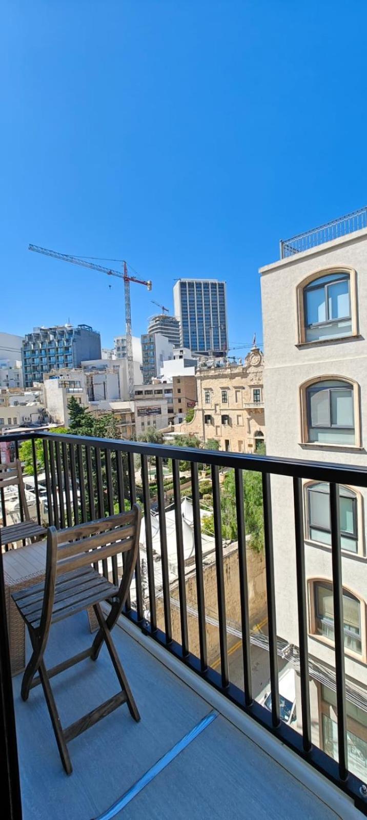 Luxury Garden View At Spinola Bay St Julians Apartman San Ġiljan Kültér fotó