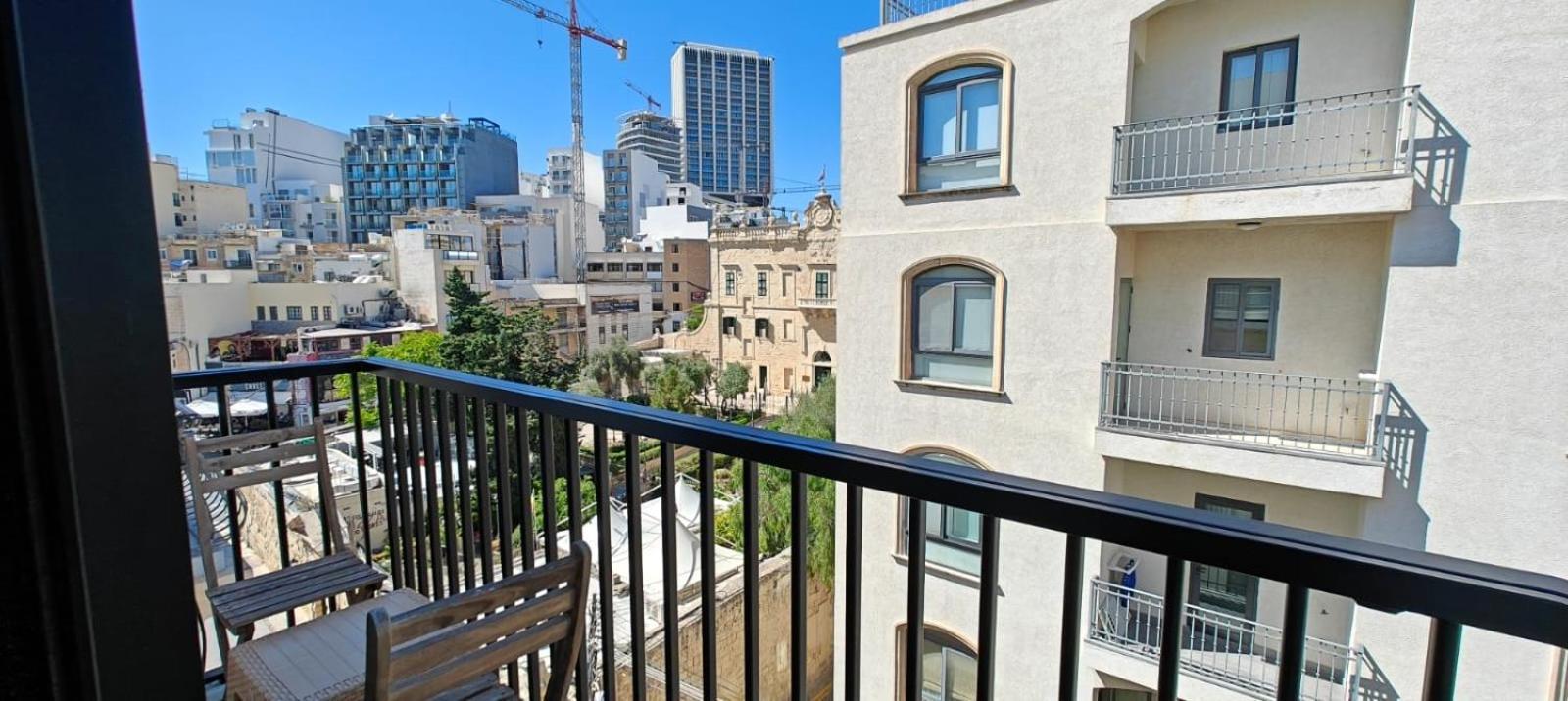 Luxury Garden View At Spinola Bay St Julians Apartman San Ġiljan Kültér fotó